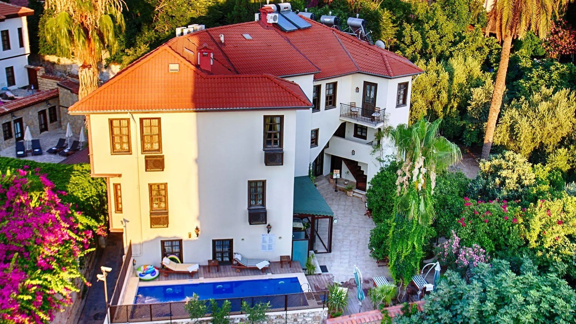 Deja Vu Hotel Анталья